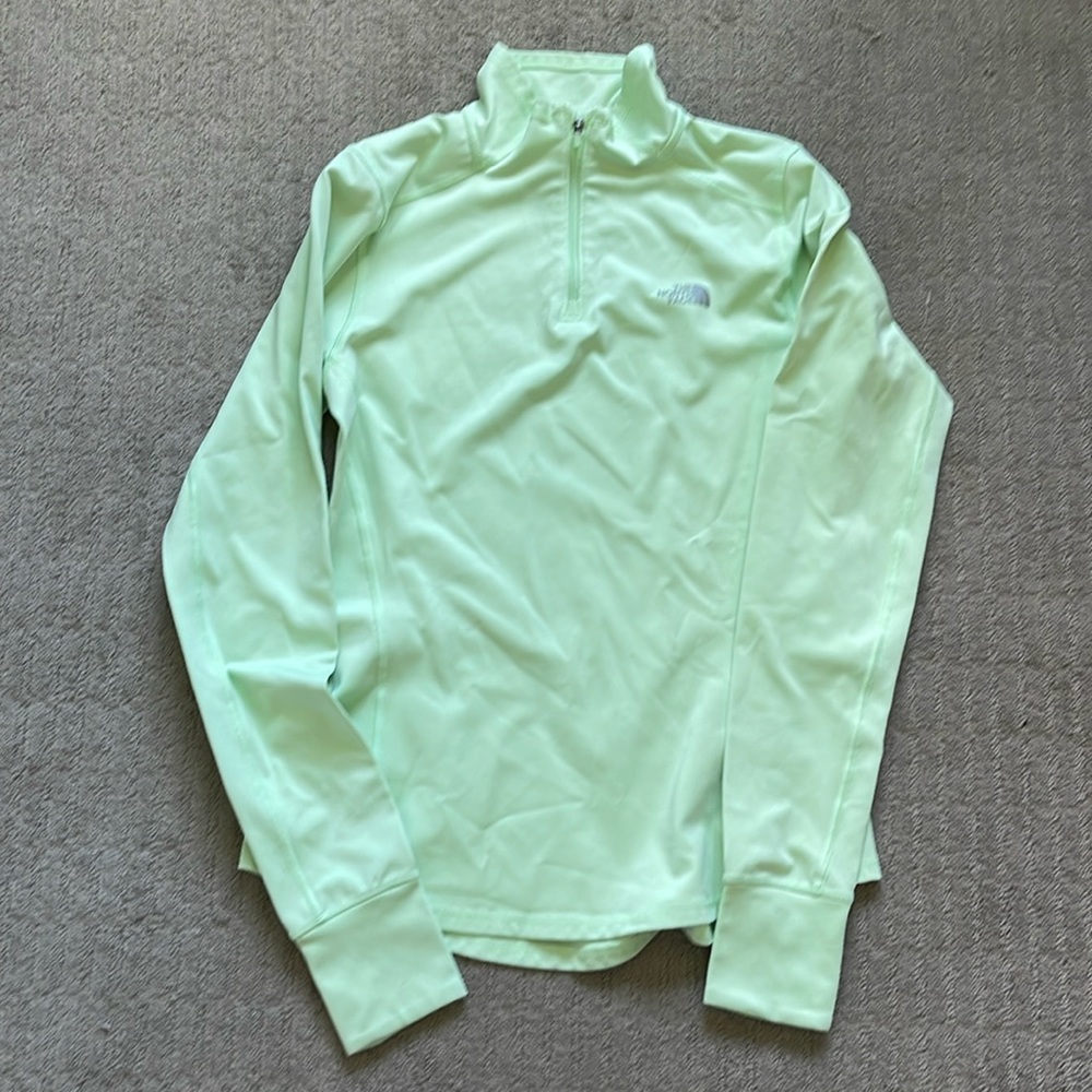 Size M Northface Workout 1/4 Zip